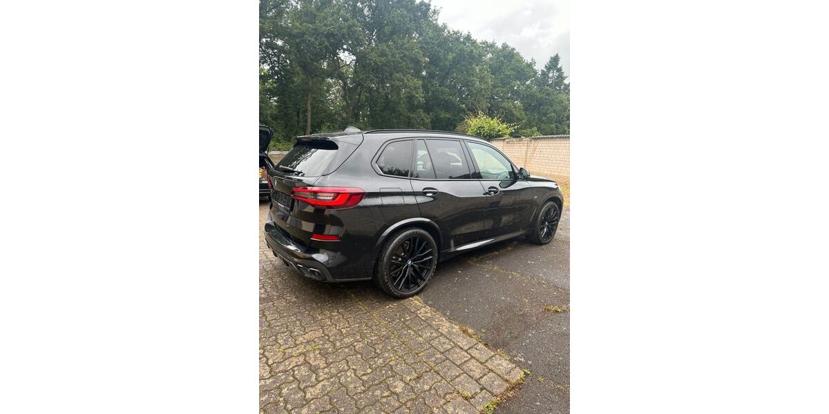 BMW X5 128.500 km 40.500 &euro; Berlin Wilmersdorf 10825