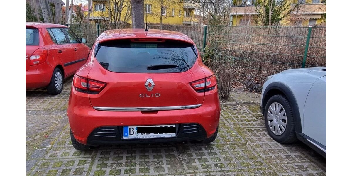 Renault Clio 17.000 km 8.500 &euro; Berlin 12351