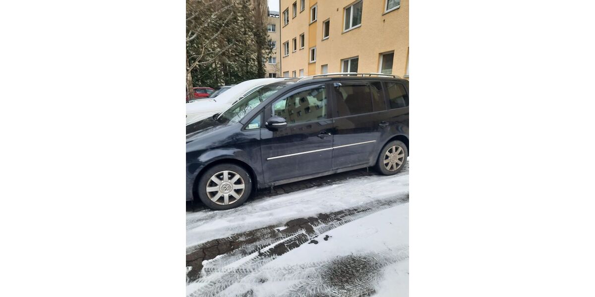 VW Touran 190.000 km 3.900 &euro; Berlin 12351