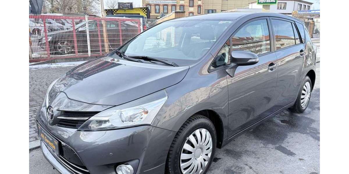Toyota Verso 23.570 km 14.980 &euro; Berlin 13409