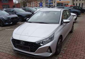 Hyundai i20 33.319 km 17.500 &euro; Berlin 12359