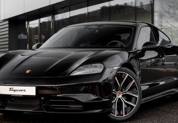 Porsche Taycan 3.900 km 114.900 &euro; Berlin 12487