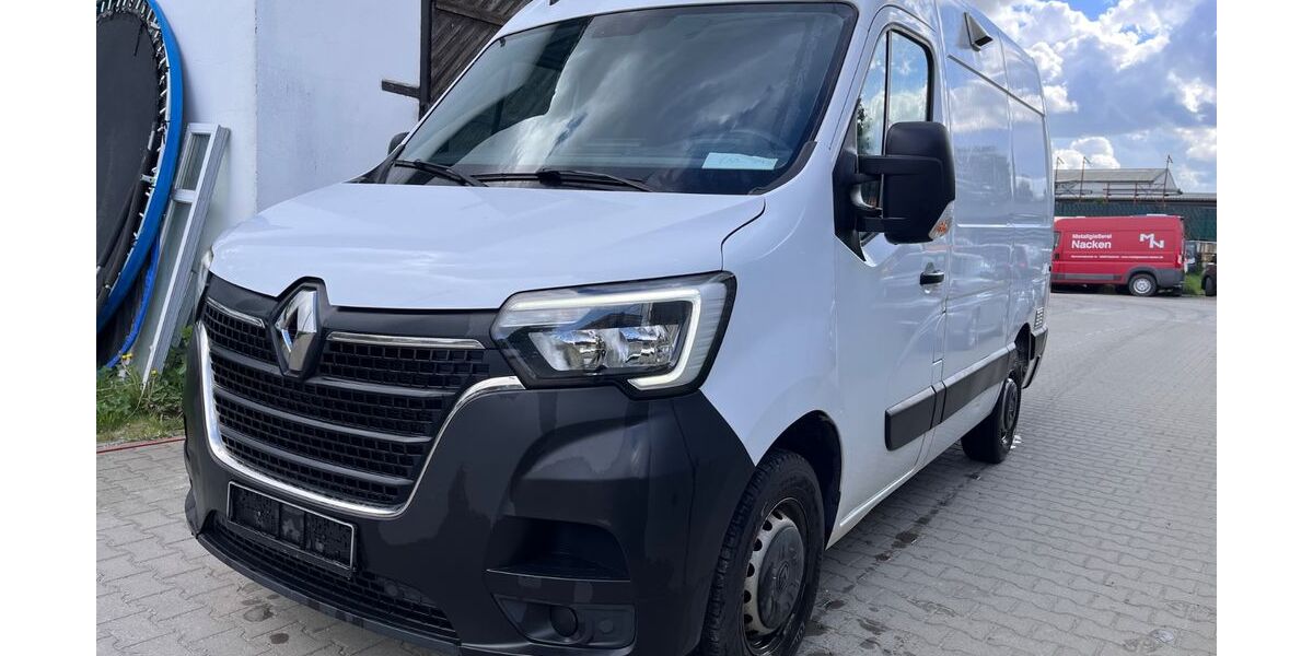 Renault Master 211.194 km 11.990 &euro; Berlin 14167