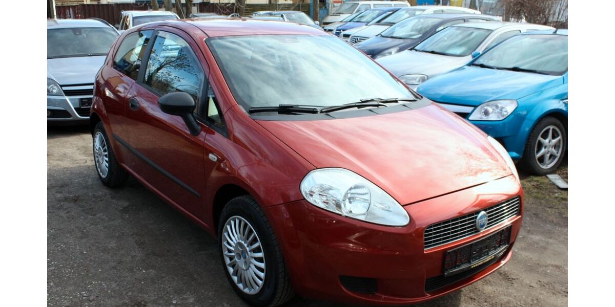 Fiat Grande Punto 104.600 km 2.499 &euro; Berlin 13057