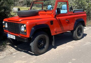 Land Rover Defender 95.000 km 42.900 &euro; Berlin 13593