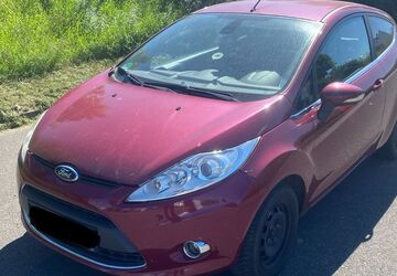 Ford Fiesta 156.000 km 2.500 &euro; Berlin 12353