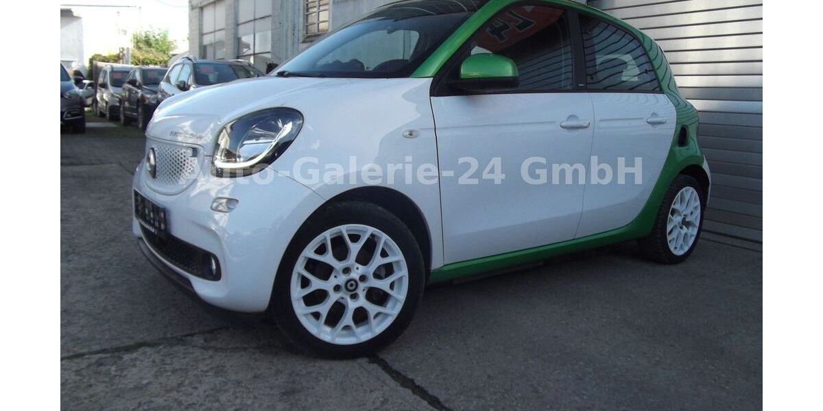 Smart ForFour 23.000 km 8.899 &euro; Berlin 12277