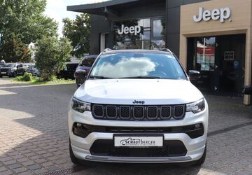 Jeep Compass 45.000 km 31.490 &euro; Potsdam 14482