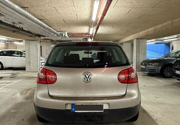 VW Golf 213.000 km 1.800 &euro; Potsdam 14469