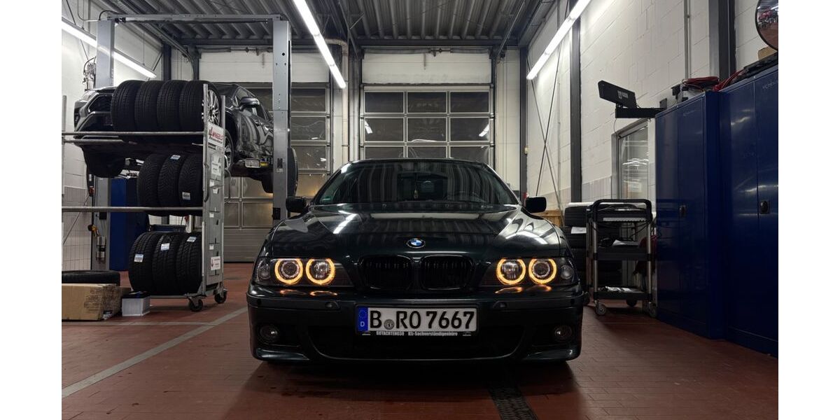 BMW 523 245.000 km 5.500 &euro; Berlin 14165