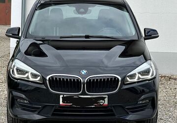 BMW 218 Gran Tourer 142.000 km 16.499 &euro; Berlin 13407