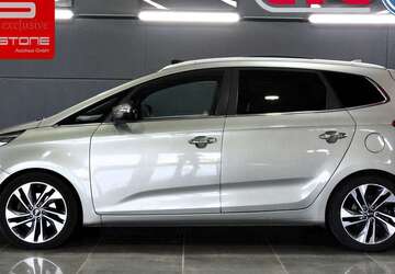 Kia Carens 102.580 km 15.450 &euro; Falkensee 14612