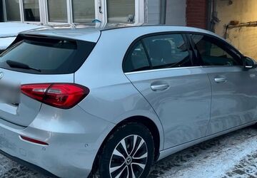 Mercedes-Benz A 180 64.855 km 19.999 &euro; Berlin 13509