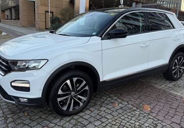 VW T-Roc 124.350 km 16.699 &euro; Berlin 10553