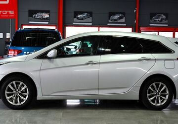 Hyundai i40 108.815 km 9.990 &euro; Falkensee 14612