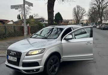 Audi Q7 340.000 km 12.400 &euro; Berlin 13357