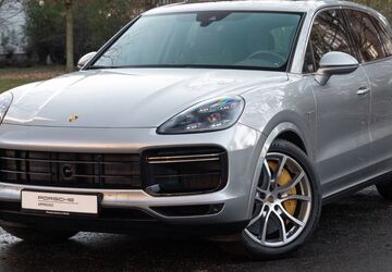 Porsche Cayenne 76.122 km 89.930 &euro; Berlin 10587