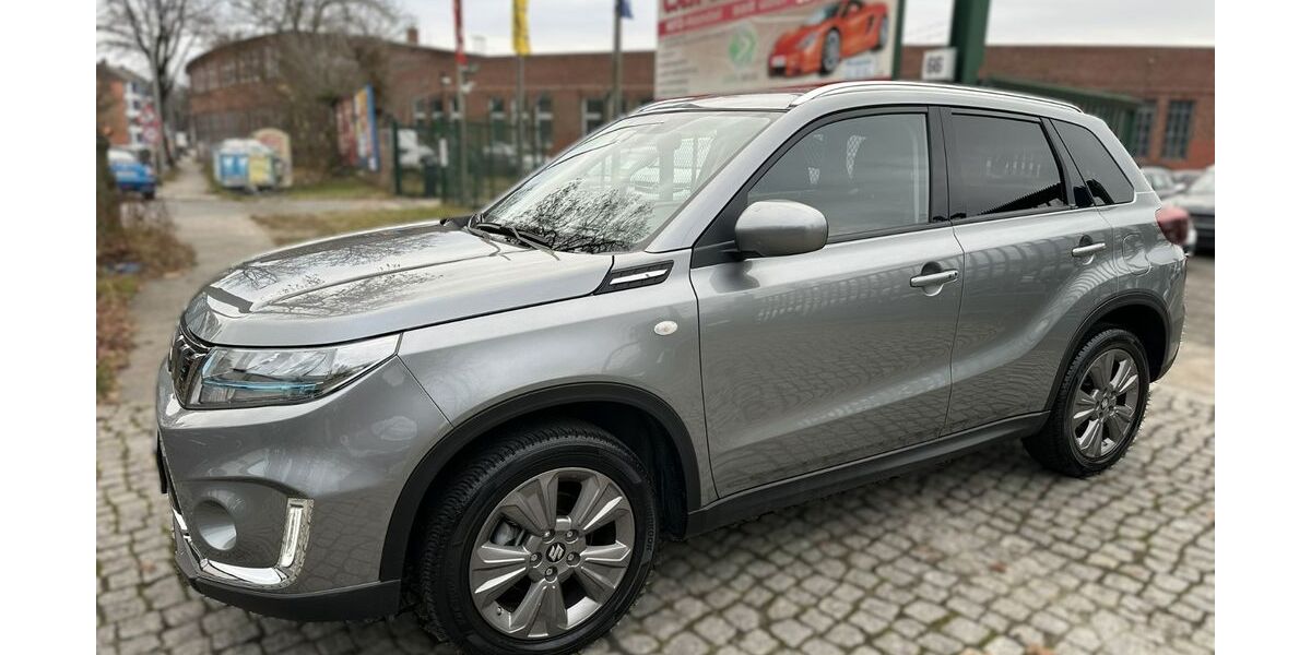 Suzuki Vitara 44.000 km 18.950 &euro; Berlin-Spandau 13585