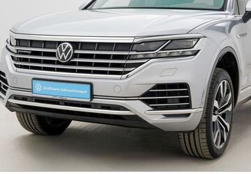 VW Touareg 56.745 km 47.489 &euro; Berlin 13088
