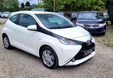 Toyota Aygo (X) 46.000 km 7.490 &euro; Berlin 13127
