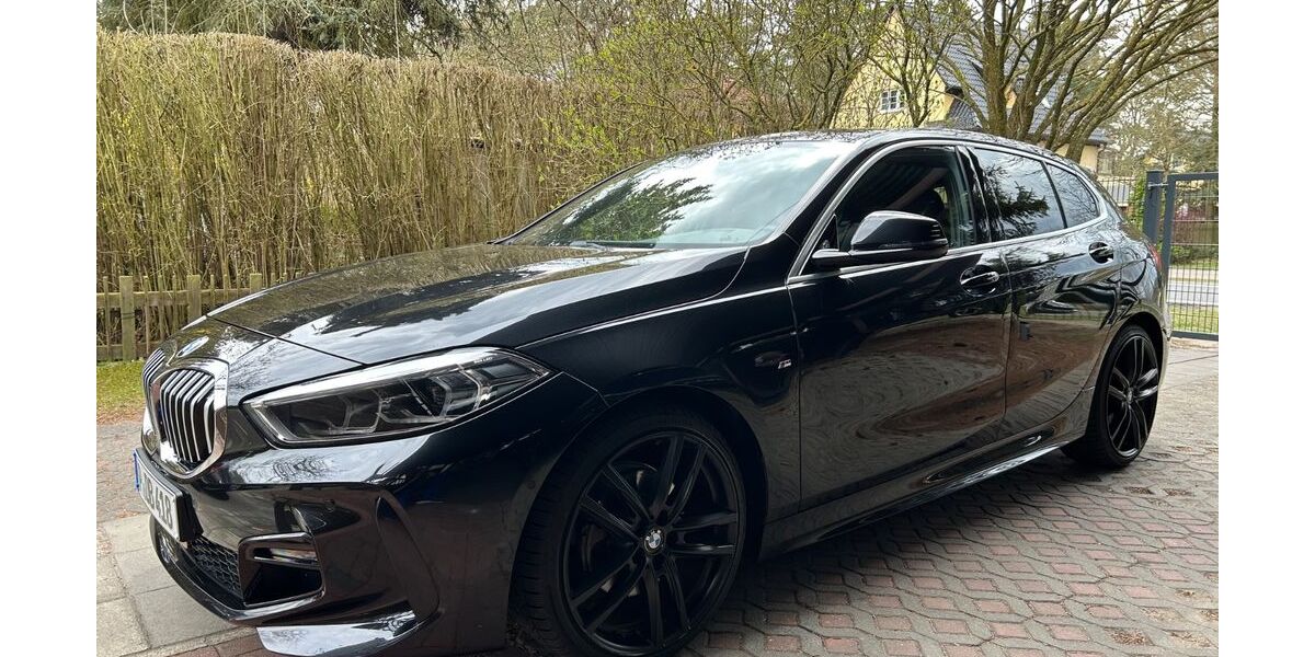 BMW 118 54.000 km 25.500 &euro; Potsdam 14469