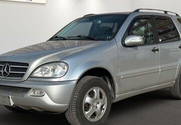 Mercedes-Benz ML 270 336.764 km 2.999 &euro; Berlin 12681