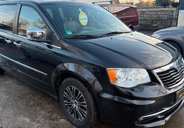 Lancia Voyager 158.774 km 12.490 &euro; Berlin 13127