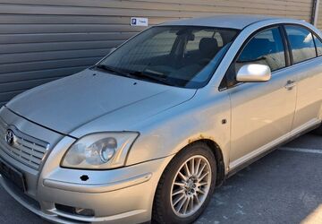 Toyota Avensis 295.000 km 1.500 &euro; Berlin 13089