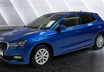 Skoda Fabia 12.069 km 20.900 &euro; Berlin 10553