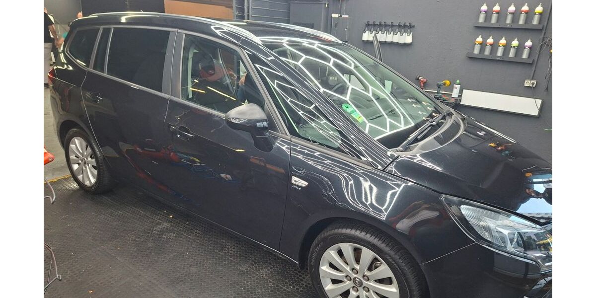 Opel Zafira Tourer 91.300 km 9.950 &euro; Berlin 10969