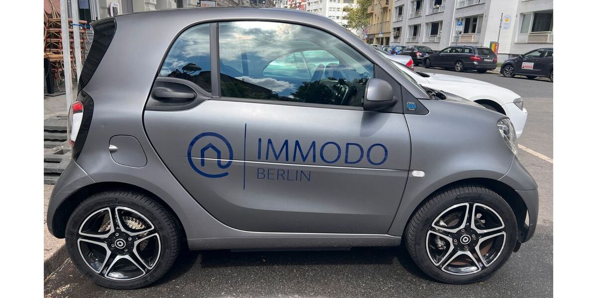Smart ForTwo 9.500 km 16.000 &euro; Berlin 10777