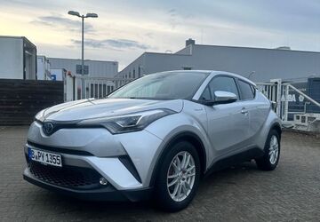 Toyota C-HR 155.000 km 15.300 &euro; Berlin 13409