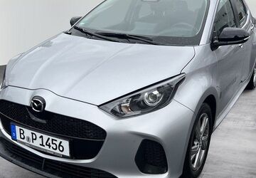 Mazda 2 Hybrid 4.754 km 25.990 &euro; Berlin 13599