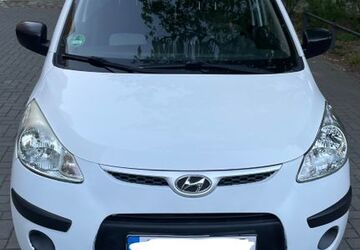 Hyundai i10 184.000 km 1.600 &euro; Berlin 12353