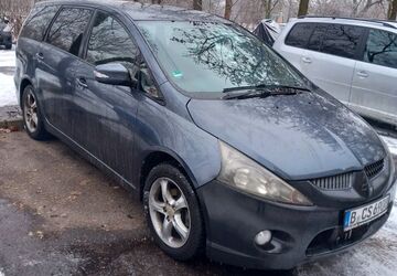 Mitsubishi Grandis 242.450 km 2.000 &euro; Berlin 12687