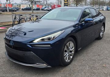 Toyota Mirai 269.000 km 9.400 &euro; Berlin - Neukölln 12043