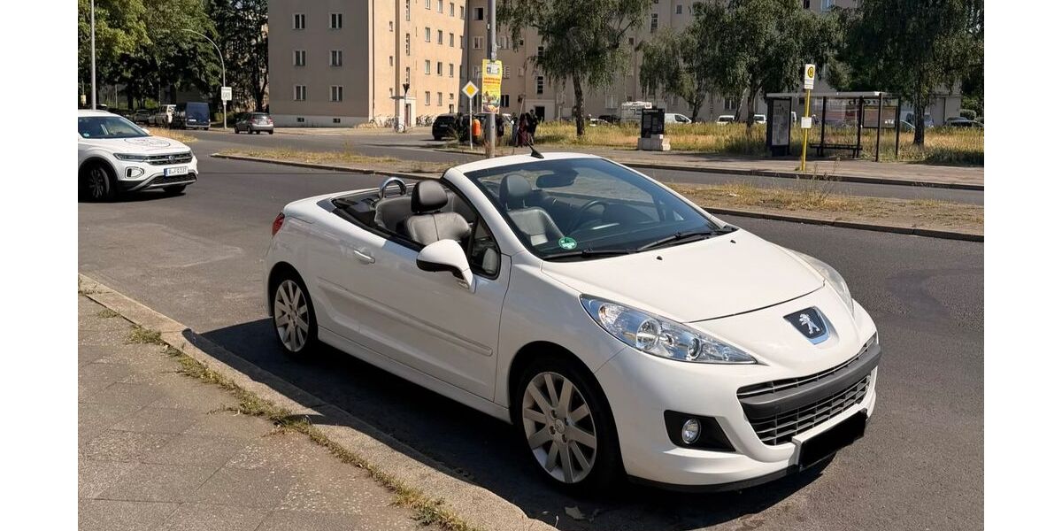 Peugeot 207 74.086 km 9.800 &euro; Berlin 13351