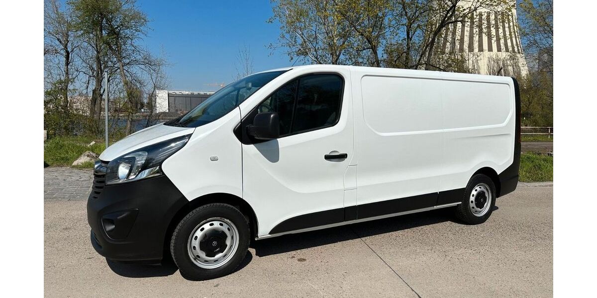 Opel Vivaro 170.000 km 11.900 &euro; Berlin 13597