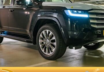 Toyota Land Cruiser 15 km 169.657 &euro; Berlin 10785