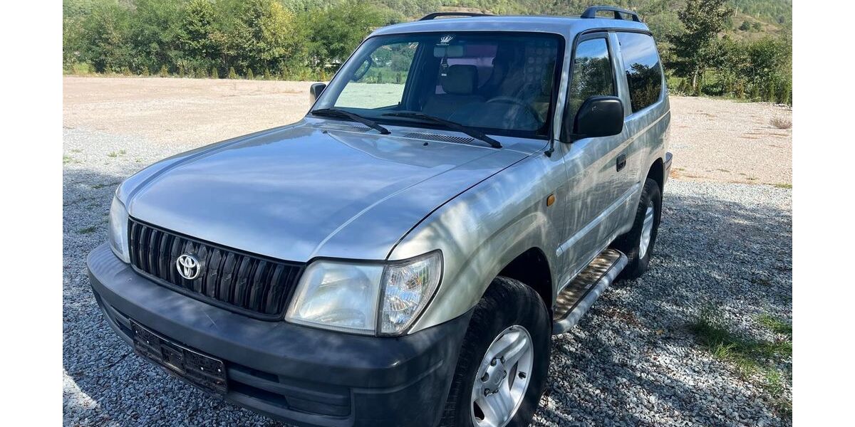 Toyota Land Cruiser 483.207 km 14.900 &euro; Berlin 10115