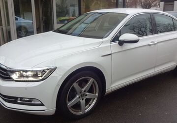 VW Passat 141.000 km 12.900 &euro; Berlin 12249