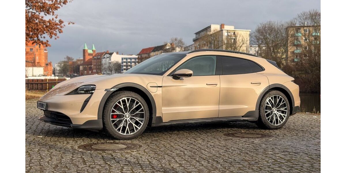 Porsche Taycan 47.658 km 63.799 &euro; Berlin 10587