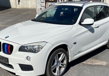 BMW X1 173.989 km 10.590 &euro; Berlin 14167