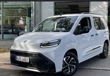 Toyota Proace City 2.009 km 30.990 &euro; Berlin 13403