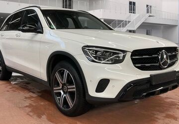 Mercedes-Benz GLC 300 96.722 km 28.350 &euro; Berlin 12043