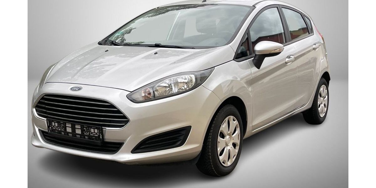 Ford Fiesta 128.153 km 4.700 &euro; Potsdam 14480