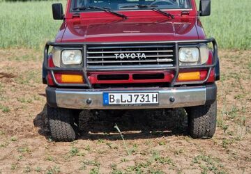 Toyota Land Cruiser 363.000 km 34.900 &euro; Berlin 13357