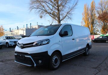 Toyota Proace (Verso) 116.200 km 9.800 &euro; Hennigsdorf (bei Berlin) 16761