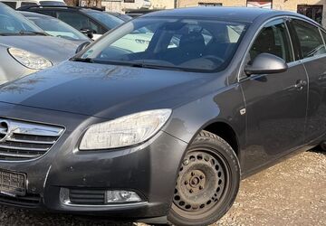 Opel Insignia 276.000 km 2.950 &euro; Berlin 10245