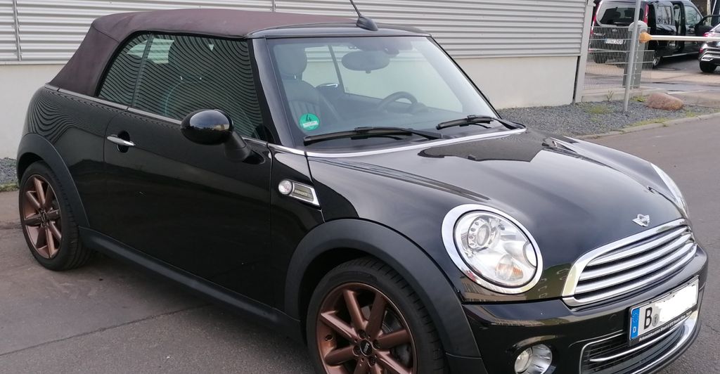 Mini Cooper Cabrio 156.000 km 7.950 &euro; Berlin 14167